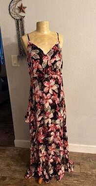 Olivia Grey Floral Print Maxi Dress Size M
